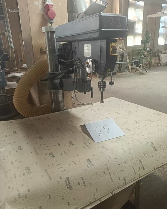 M.122 Wiertarka stołowa kolumnowa