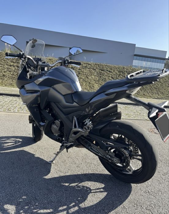 Zontes 310X 2022 – Excelente Estado – Equipada com Extras