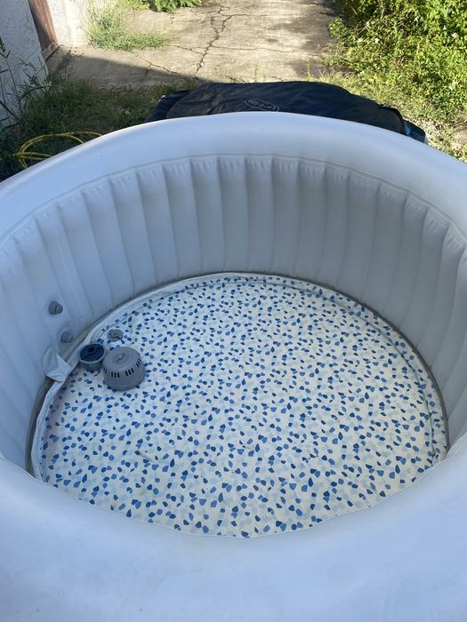 Jacuzzi Lay Z Spa Miami