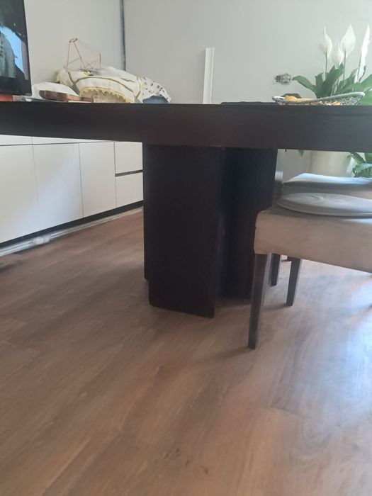 Mesa de Jantar Wengué 140x140 cm | Até 12 Pessoas | Design Moderno