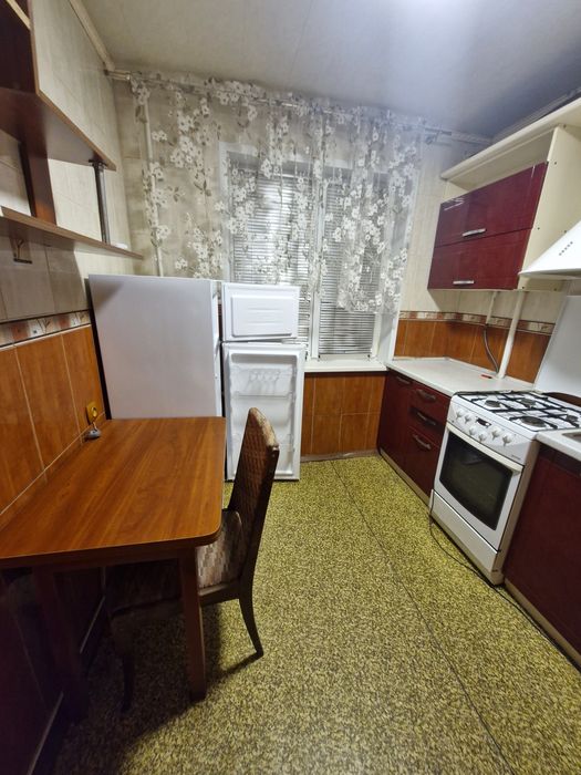 Оренда  2х кімнатної квартири Павла глазового ( площа Артема )