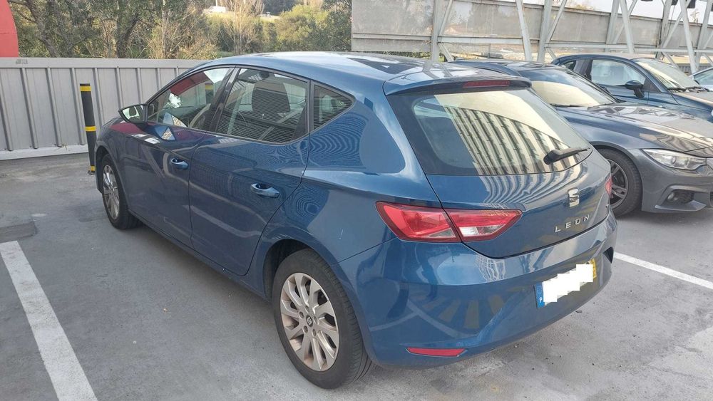 Seat Leon 1.6 Tdi (105 cv) - excelente estado