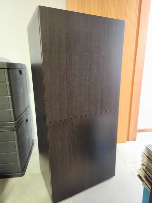 movel, castanho das portas, como novo