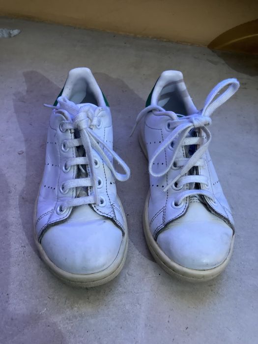 Ténis Adidas Stan Smith n 30 em bom estado