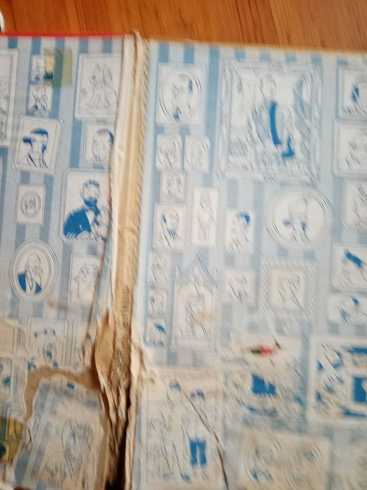 Album de Tintin, de 1946 em francês.