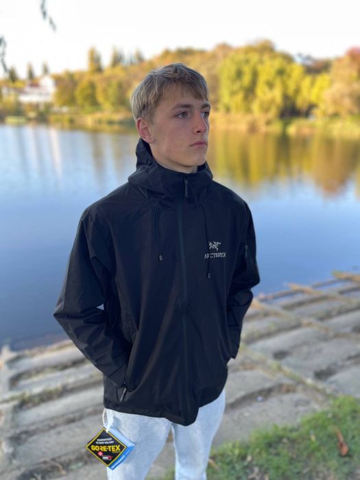 Вітровка Arcteryx Gore Tex водовідштовхуюча