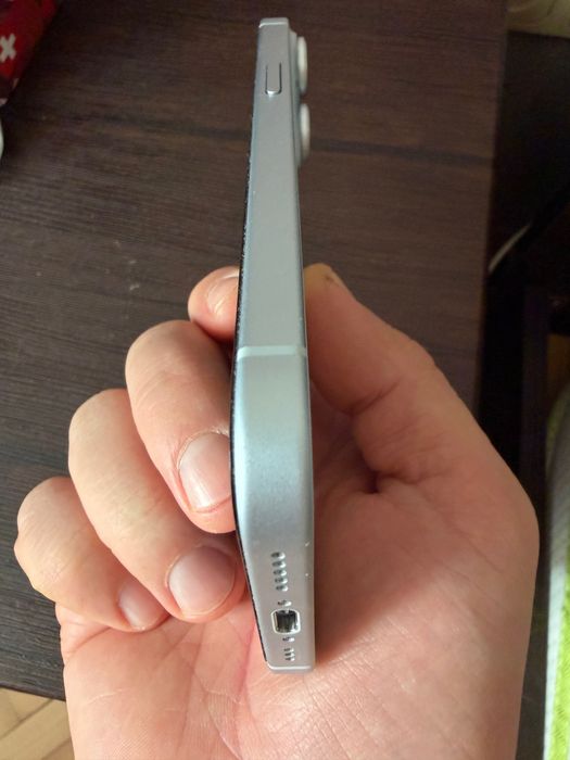 Apple IPhone 15 128Gb