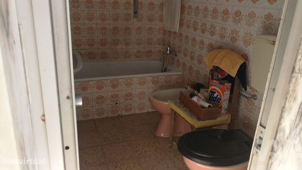 Casa de aldeia T3 em Aguda de 1960,00 m2