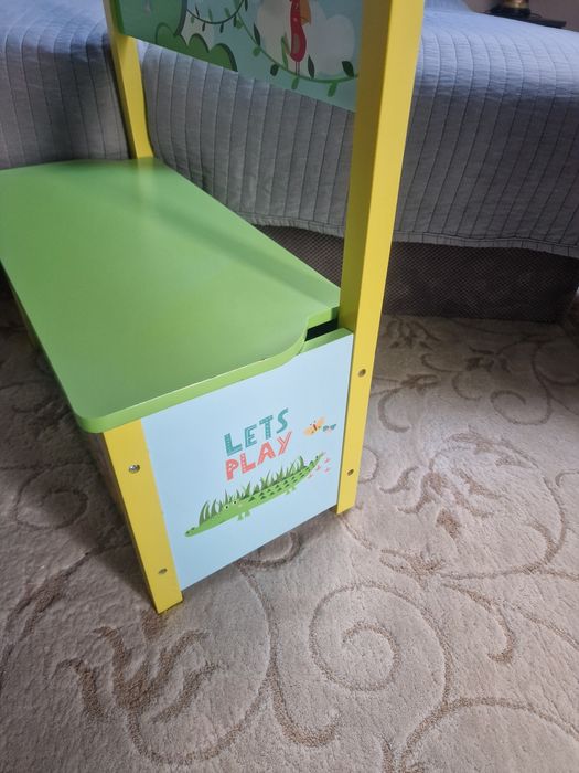 Pojemnik ma zabawki,laweczka