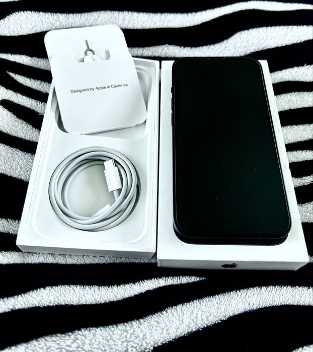 iPhone 13 Midnight 128 GB