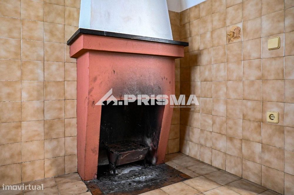 Andar de moradia T2 para arrendamento em Salgueiro do Campo, Castelo B