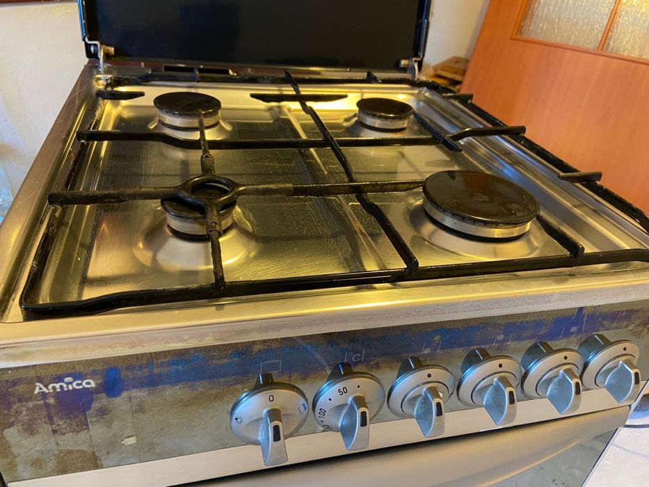 Kuchenka gazowa z piekarnikiem elektrycznym Amica
