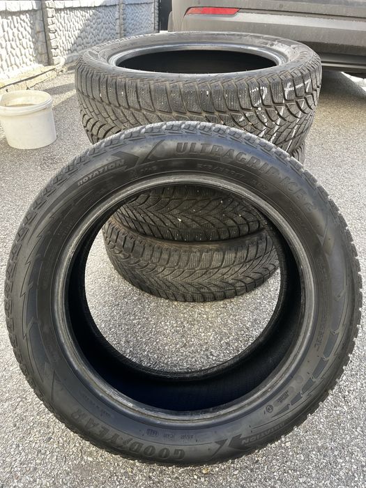 Зимові шини Goodyear UltraGrip Ice 2
