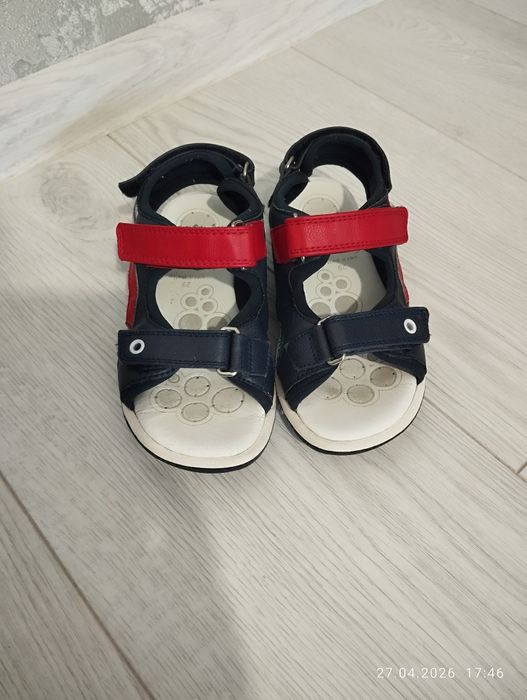 Босоніжки Chicco 29 розмір