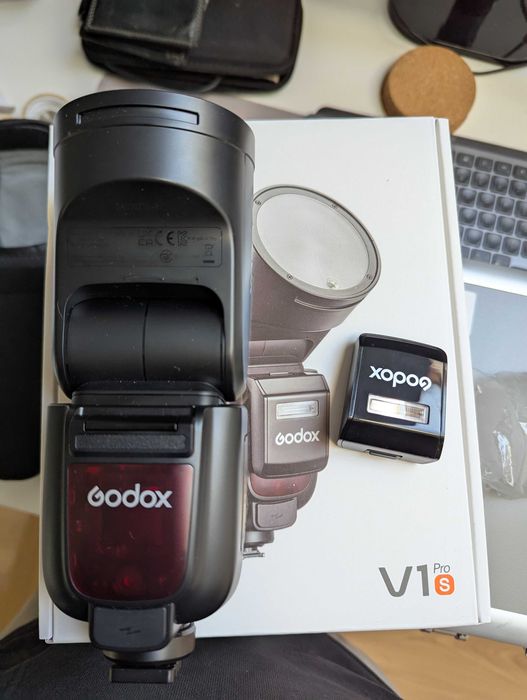 Lampa błyskowa Godox V1 Pro do Sony flash
