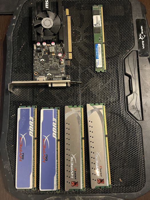 Sprzedam pamięć RAM i kartę graficzną.