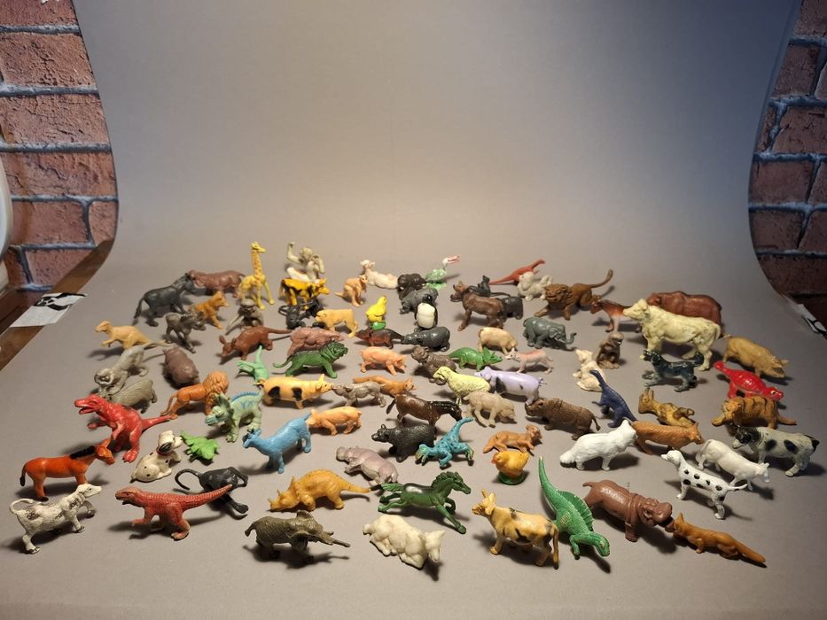 Figurka prl zestaw Zwierzęta 88szt zabawka