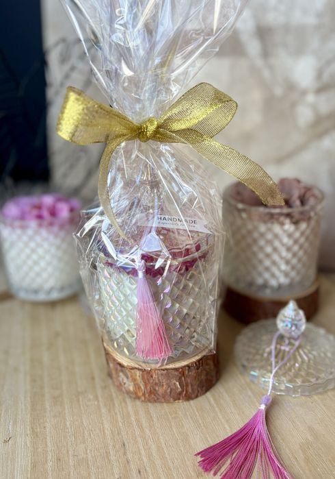 Świeca sojowa w krysztale kaszmirowa wanilia 230g