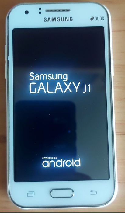 Samsung galaxy J 1