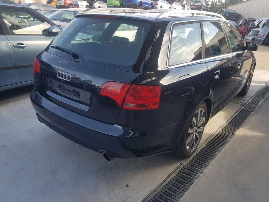 Audi A4 B7 S-LINE  2.0 TFSI para peças