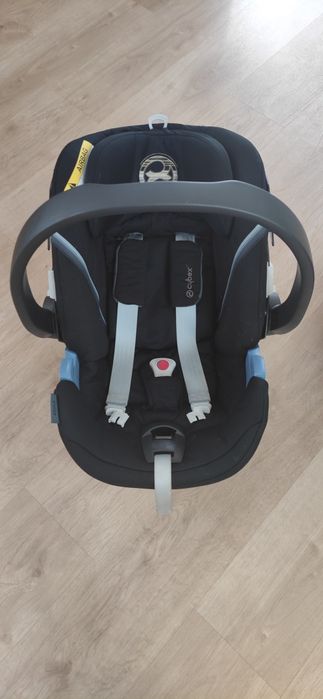 Conjunto Ovo bebé + base Isofix Cybex