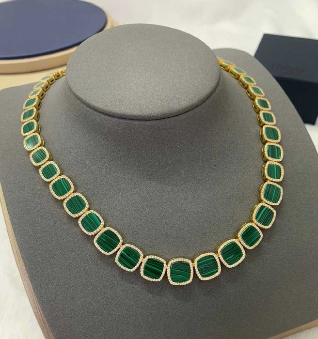 Naszyjnik APM Monaco Malachite – Lśniąca elegancja
