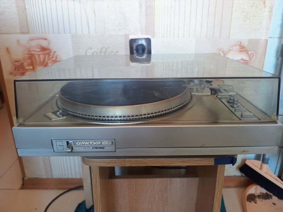 Продам два проигрывателя Арктур  006