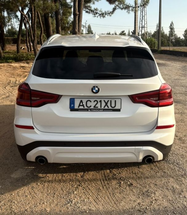 Vendo BMW X3 sDrive 18d