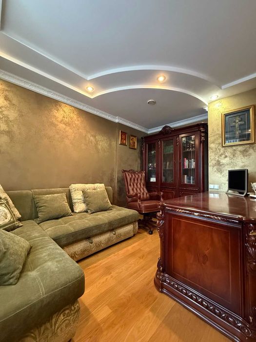 Продам 3 кімнатну квартиру на Ближньому Замості 4904