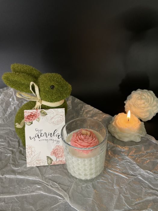 Свічки у формі півоній