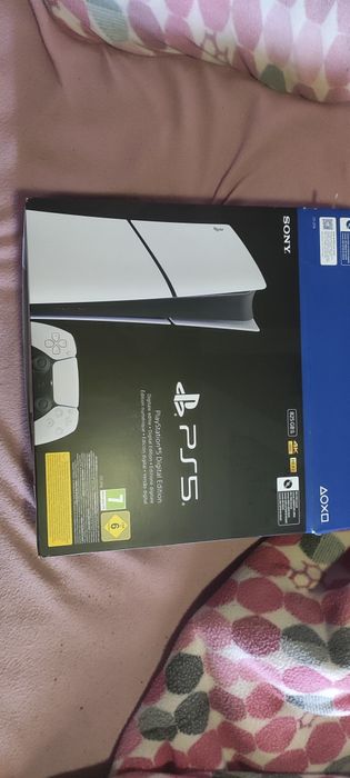 PlayStation 5 como novs