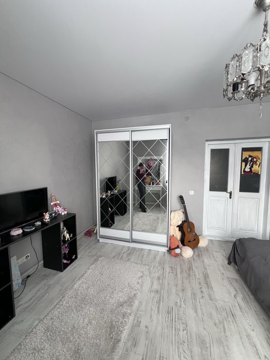 Продам будинок .