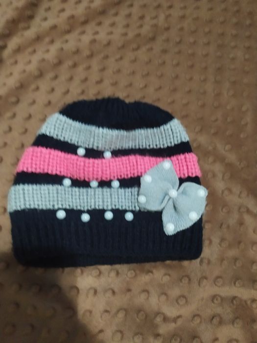 Czapka dziewczęca 54