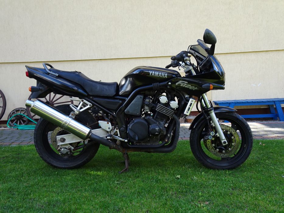 Yamaha FZS 600 Fazer silnik wydech kolektor lampa