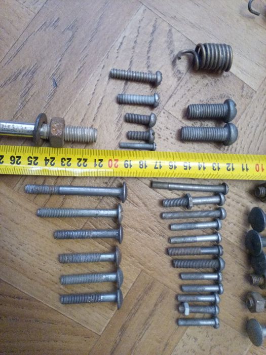 Меблеві болти, фурнітура