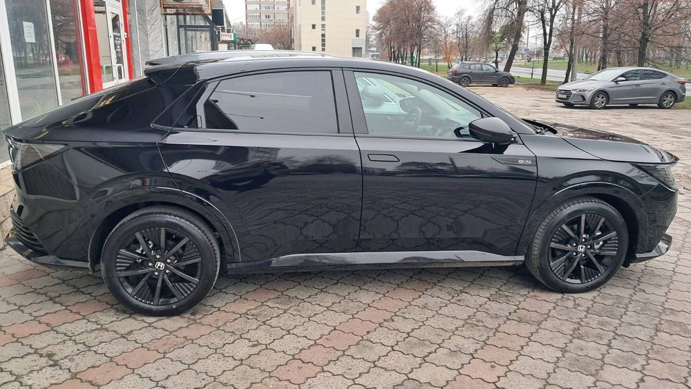 Honda E:NP2 Advanced новий електромобіль