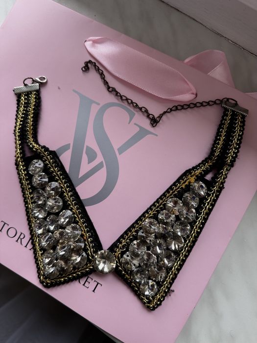 Комірець накладний жіночий