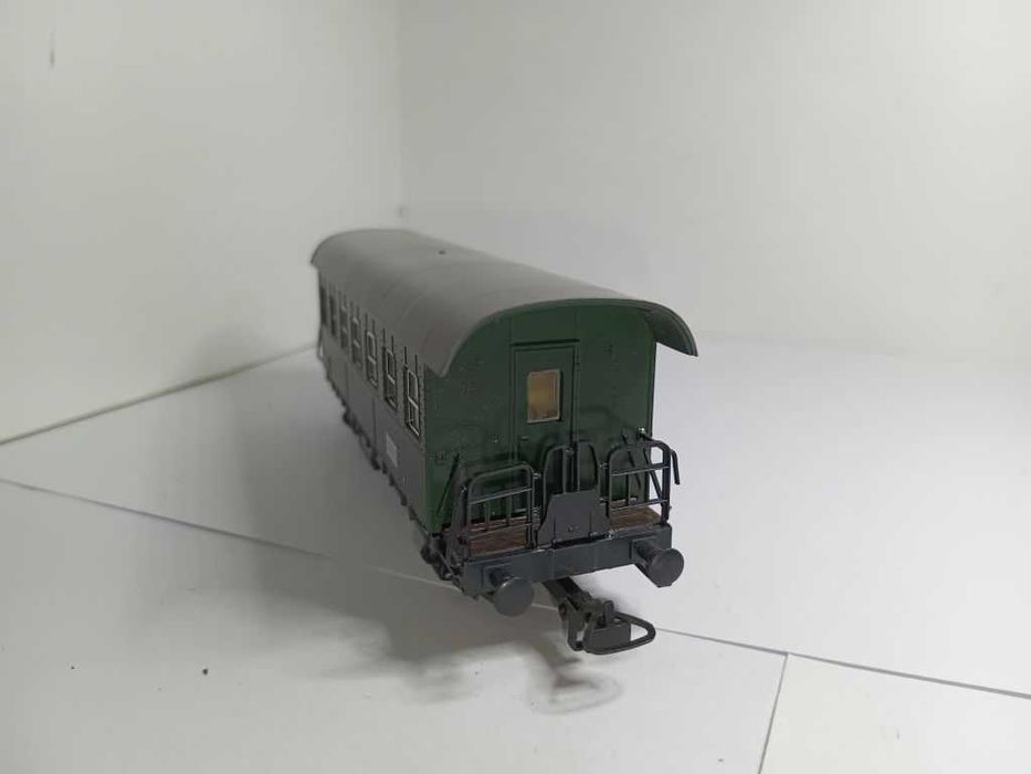 Пасажирський вагон. Kleinbahn. Піко. Залізниця Piko НО 1/87.