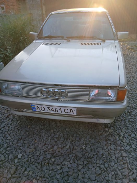Продам Ауді80 1.6 бензин