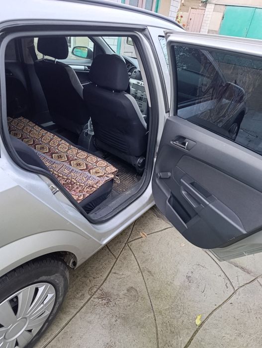 Opel Astra H 1.6