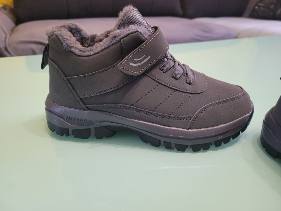 Nowe ocieplane buty damskie