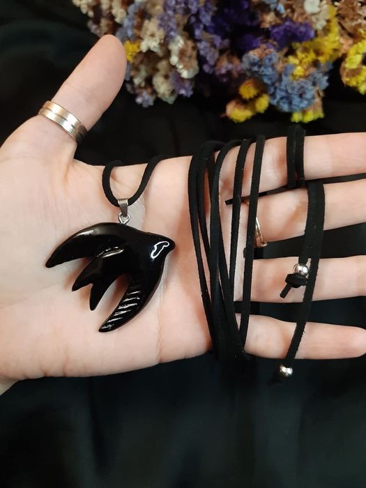 Чокер-підвіска пташка ручної роботи