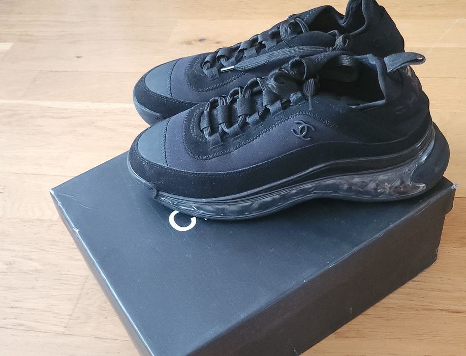 Luksusowe sneakersy Chanel
