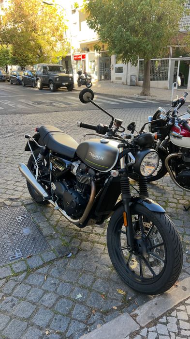 Triumph Speedtwin 900