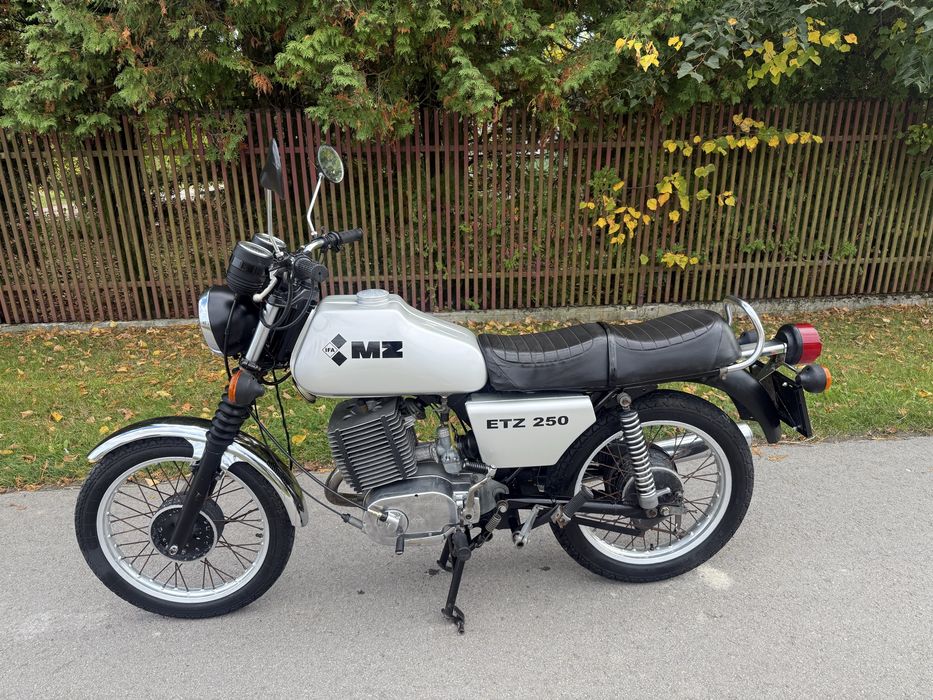 Mz