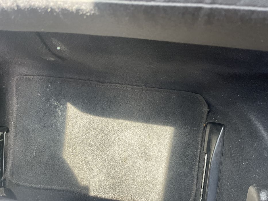 Faco lavaguem de carros, interior e exterior, alguma duvida é so mandar mensaguem que esclareço todas as duvidas sobre o meu trabalho