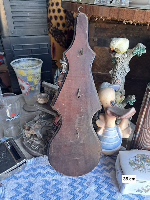 Suporte para parede em madeira antigo