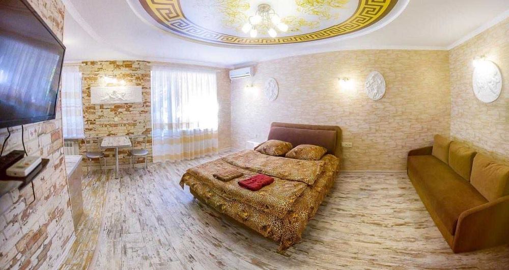 Квартира в центрі однокімнатна з ремонтом без посередників.