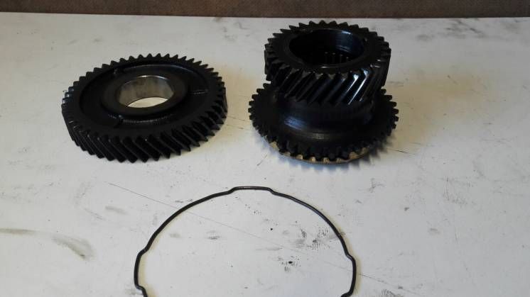 Шестерня рено трафик опель виваро шестерни 6 передача Trafic Vivaro