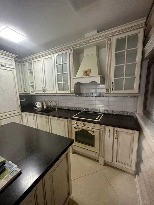 Продам шикарный сруб в Новоселовке.  Авторский ремонт. Рядом река .